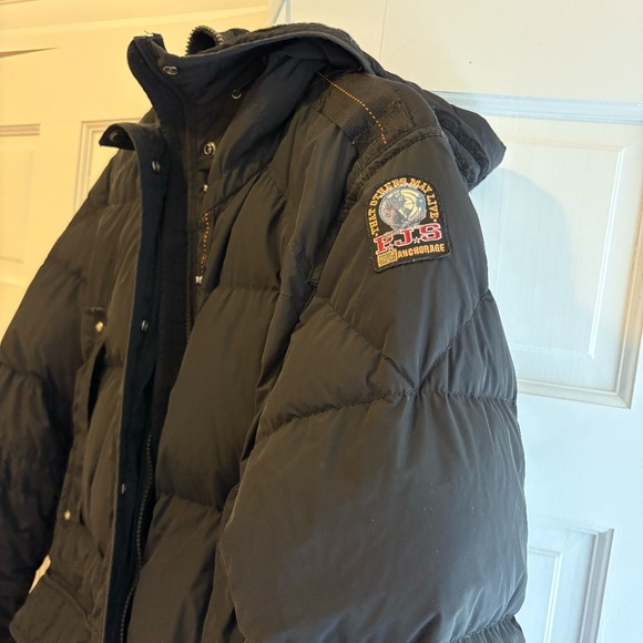 Parajumpers Women’s Black XL Jacket • Puffy & Warm • Stylish Winter Coat - Picture 2 of 3